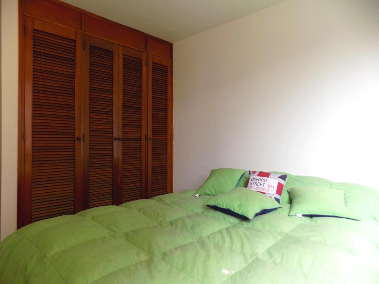 Room And Private Bathroom At Chapinero Alto Bogota Bagian luar foto